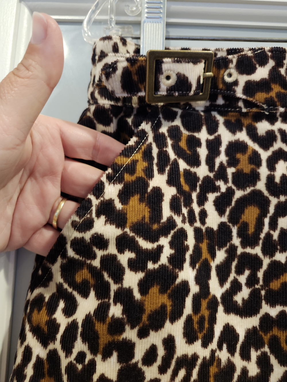 J.Crew Leopard Corduroy Buckle Mini Skirt Size 8 Animal Print A-Line - Picture 3 of 7
